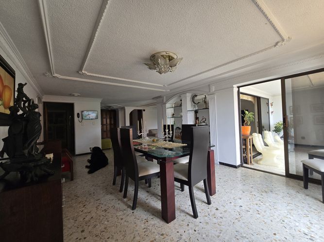 Apartamento de 4 alcobas en venta en Tejares Cristales, Cali, 212 m² · foto 8 de 21