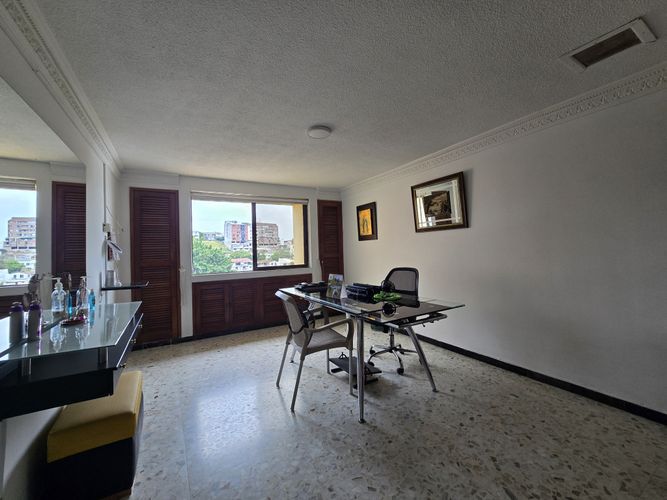 Apartamento de 4 alcobas en venta en Tejares Cristales, Cali, 212 m² · foto 13 de 21
