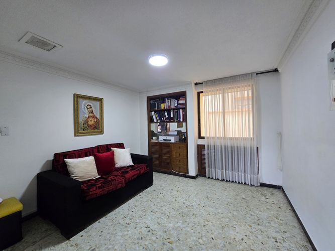 Apartamento de 4 alcobas en venta en Tejares Cristales, Cali, 212 m² · foto 16 de 21