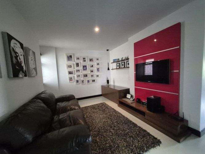 Apartamento de 3 alcobas en venta en Ciudad Jardin, Cali, 200 m² · foto 13 de 24