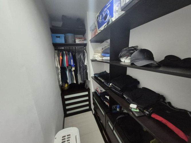 Apartamento de 3 alcobas en venta en Ciudad Jardin, Cali, 200 m² · foto 22 de 24