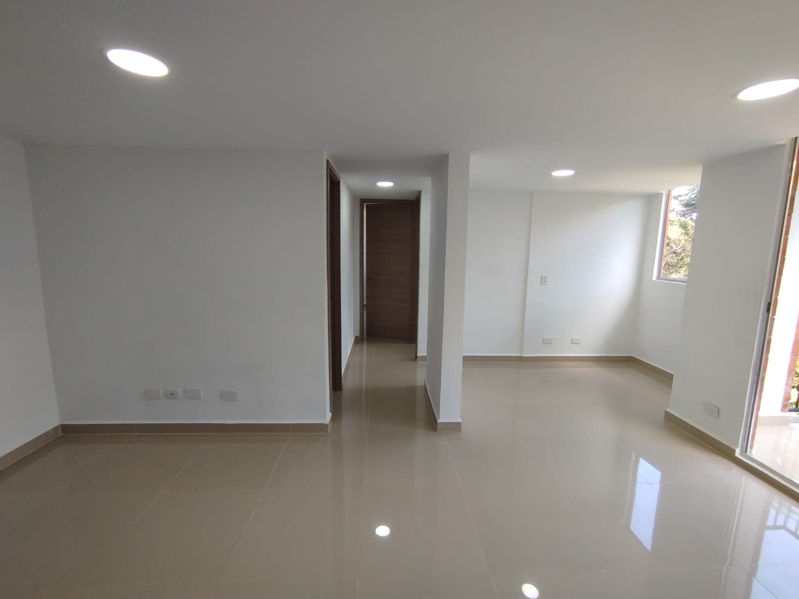 Apartamento en arriendo en Centro, Rionegro · foto 4 de 16
