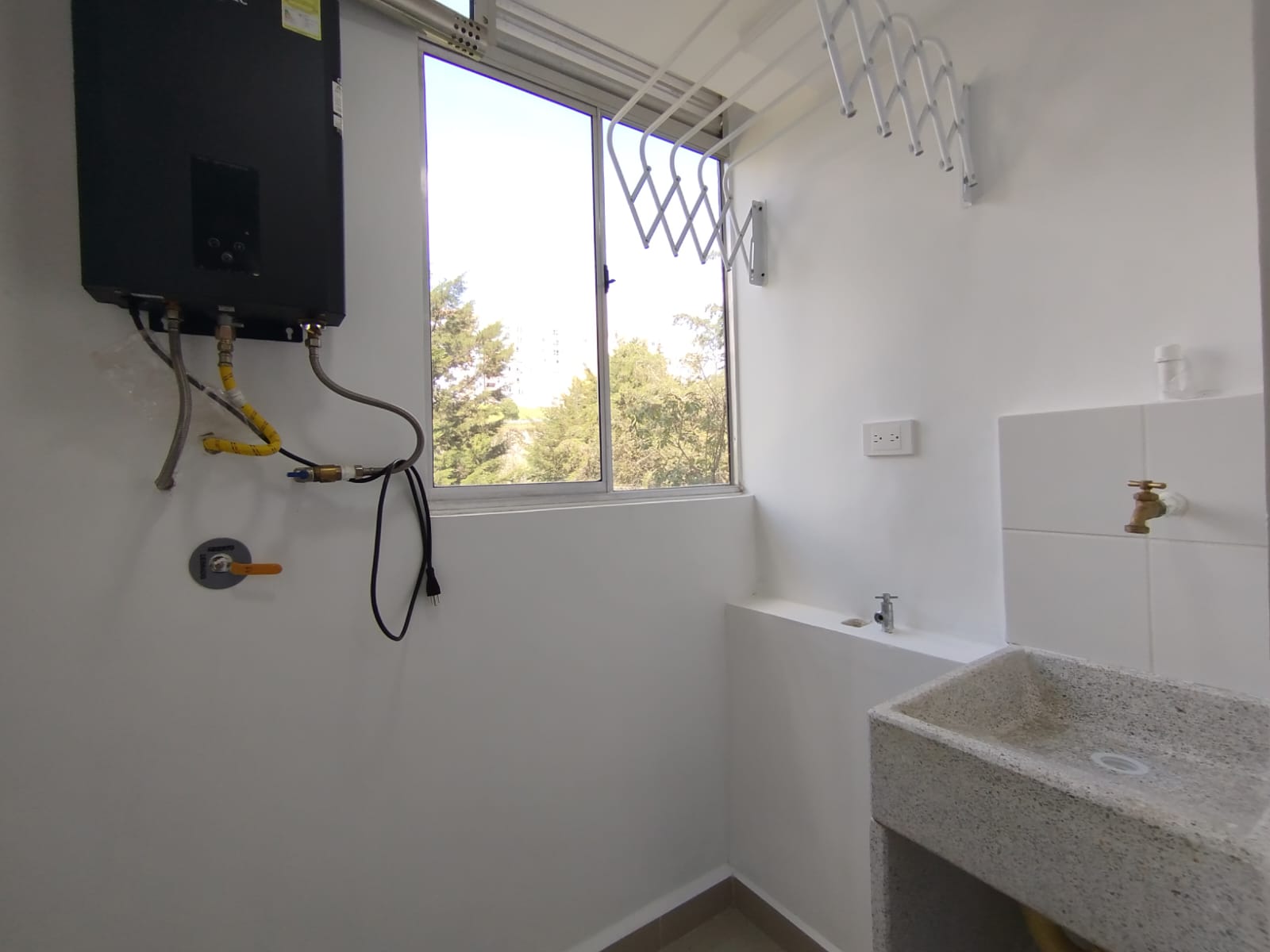 Apartamento en arriendo en Centro, Rionegro · foto 7 de 16