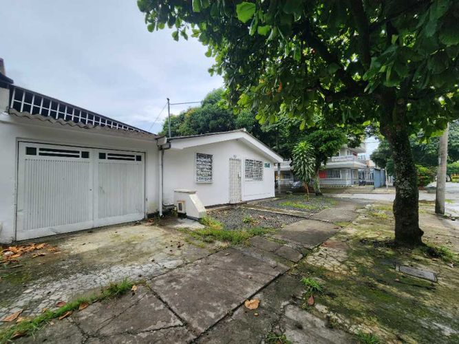 Casa de 6 alcobas en venta en Vipasa, Cali, 260 m² · foto 2 de 18