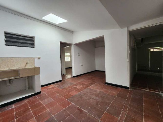 Casa de 6 alcobas en venta en Vipasa, Cali, 260 m² · foto 11 de 18