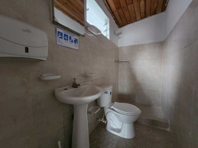 Casa de 6 alcobas en venta en Vipasa, Cali, 260 m² · foto 17 de 18