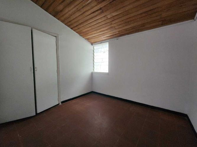 Casa de 6 alcobas en venta en Vipasa, Cali, 260 m² · foto 18 de 18