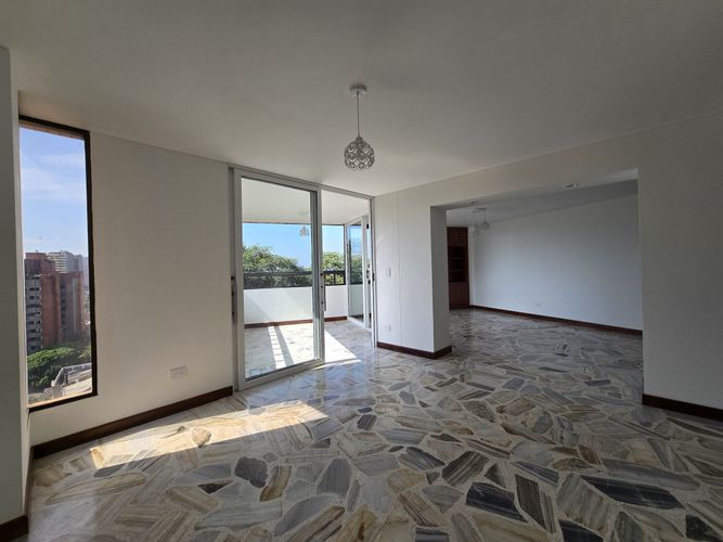 Apartamento en venta en Juanambu, Cali · foto 7 de 24
