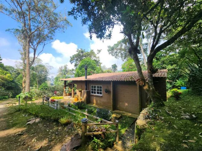 Casa de 4 alcobas en venta en Alto Dapa, Yumbo, 420 m² · foto 10 de 20