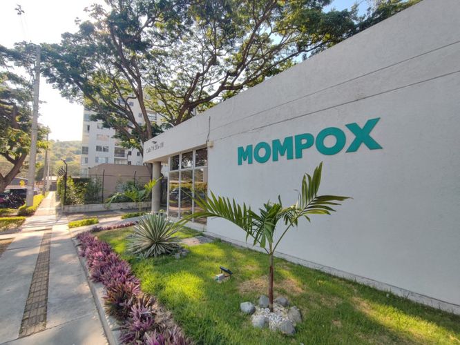 Apartamento de 2 alcobas en venta en Arroyohondo, Yumbo, 51 m² · foto 2 de 16