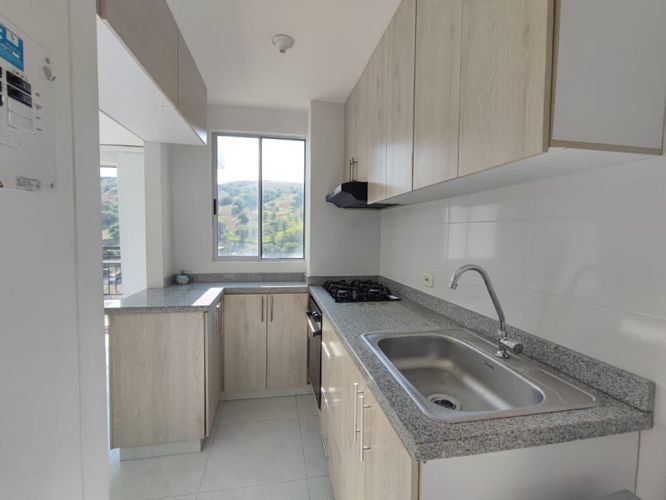 Apartamento de 2 alcobas en venta en Arroyohondo, Yumbo, 51 m² · foto 6 de 16