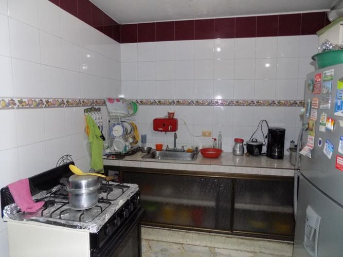 Casa de 8 alcobas en venta en Las Ceibas, Cali, 220 m² · foto 12 de 17
