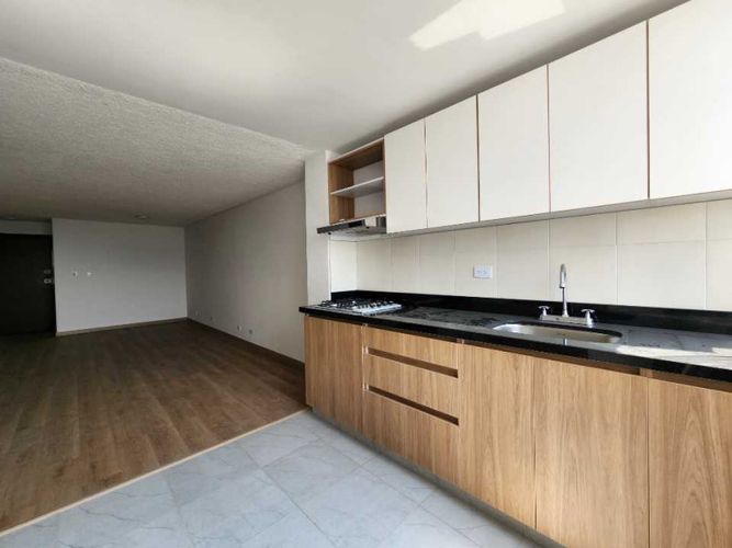 Apartamento de 2 alcobas en venta en Santa Rosa, Cali, 80 m² · foto 2 de 20