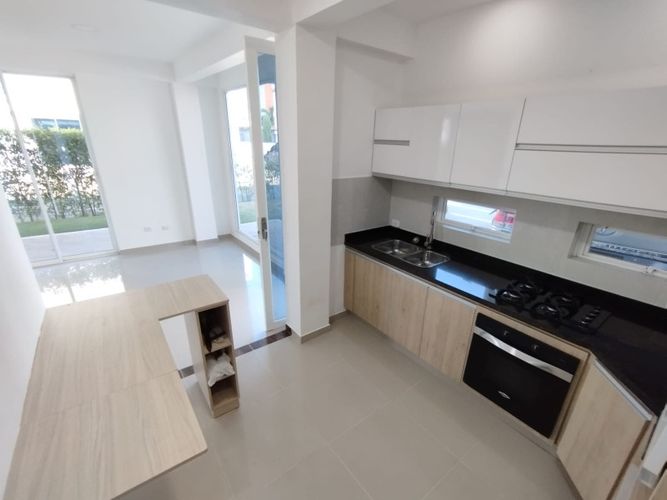 Casa de 5 alcobas en venta en Alfaguara, Jamundí, 350 m² · foto 7 de 24