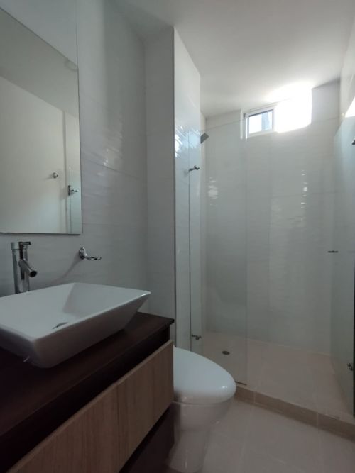 Casa de 5 alcobas en venta en Alfaguara, Jamundí, 350 m² · foto 11 de 24