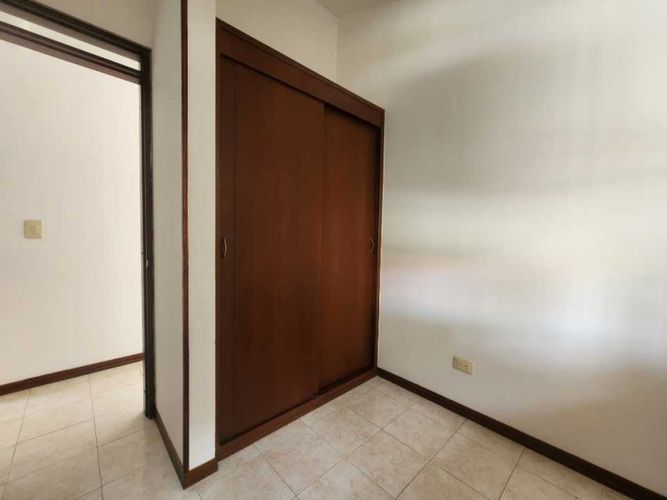 Casa de 3 alcobas en venta en El Castillo, Jamundí, 180 m² · foto 21 de 24