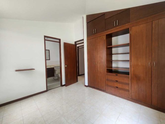 Casa de 3 alcobas en venta en El Castillo, Jamundí, 180 m² · foto 22 de 24