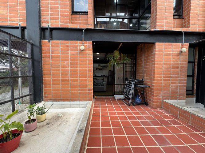 Apartamento de 2 alcobas en venta en San Fernando Viejo, Cali, 94 m² · foto 16 de 24
