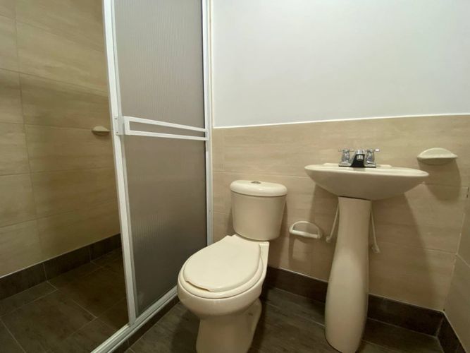 Edificio en venta en Junin, Cali, 408 m² · foto 16 de 22