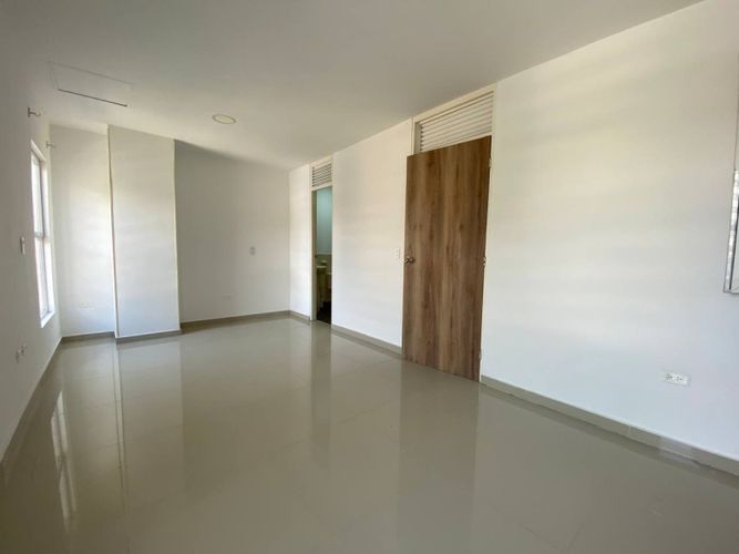 Edificio en venta en Junin, Cali, 408 m² · foto 20 de 22