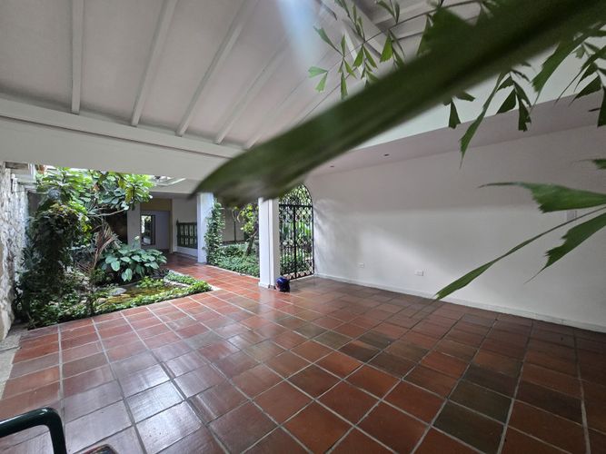 Casa de 3 alcobas en venta en La Flora, Cali, 280 m² · foto 3 de 24