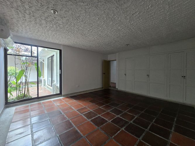 Casa de 3 alcobas en venta en La Flora, Cali, 280 m² · foto 22 de 24