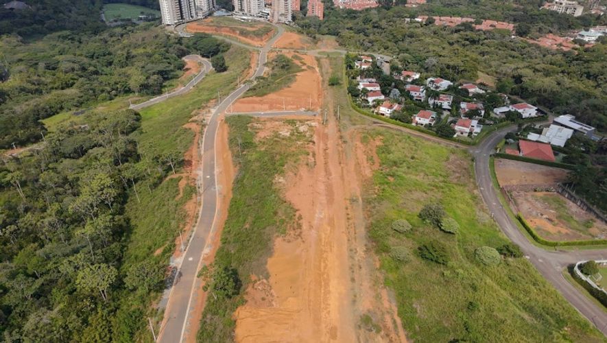 Lote en venta en Pance, Cali · foto 2 de 10
