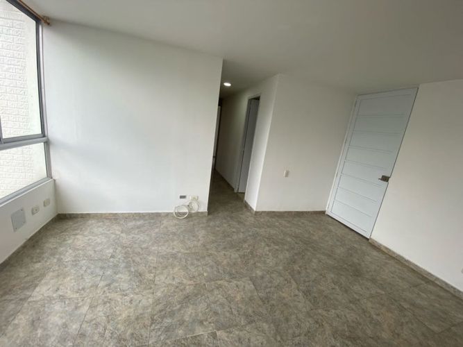 Apartamento de 3 alcobas en venta en Arroyohondo, Yumbo, 60 m² · foto 7 de 24