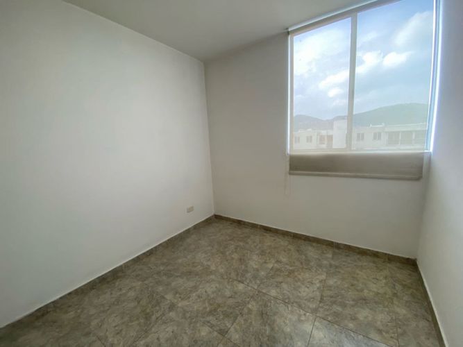 Apartamento de 3 alcobas en venta en Arroyohondo, Yumbo, 60 m² · foto 13 de 24