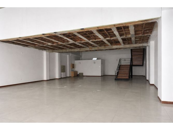 Local en arriendo en Las Mercedes, Itagüí, 300 m² · foto 2 de 7