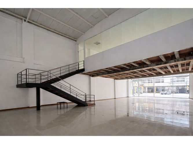 Local en arriendo en Las Mercedes, Itagüí, 300 m² · foto 3 de 7