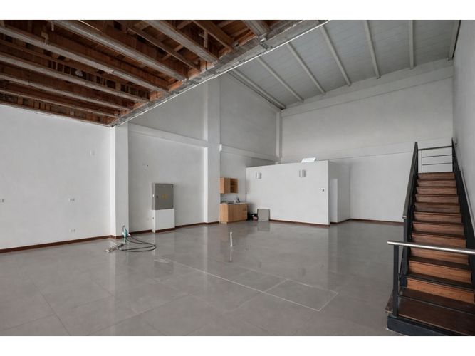 Local en arriendo en Las Mercedes, Itagüí, 300 m² · foto 6 de 7
