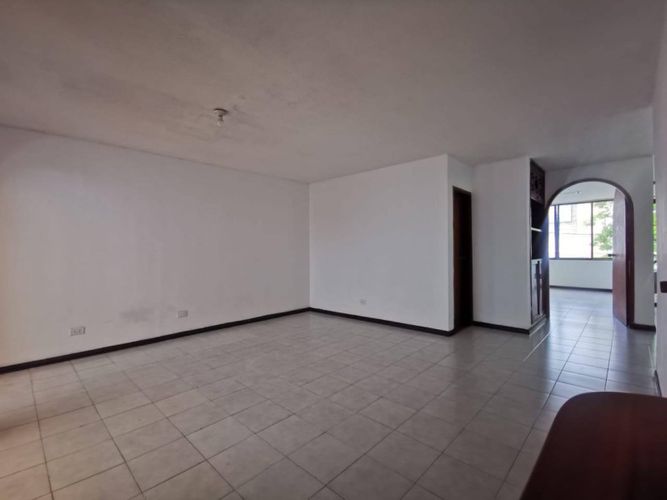 Edificio en venta en Tequendama, Cali, 644 m² · foto 16 de 23