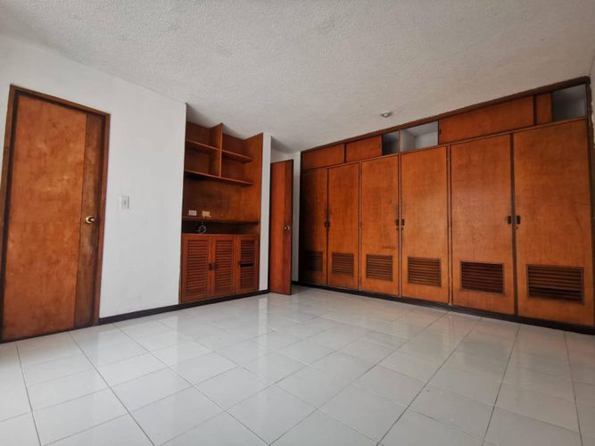 Edificio en venta en Tequendama, Cali, 644 m² · foto 23 de 23