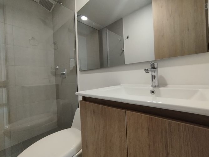 Apartamento de 2 alcobas en arriendo en El Poblado, Medellín, 72 m² · foto 4 de 20