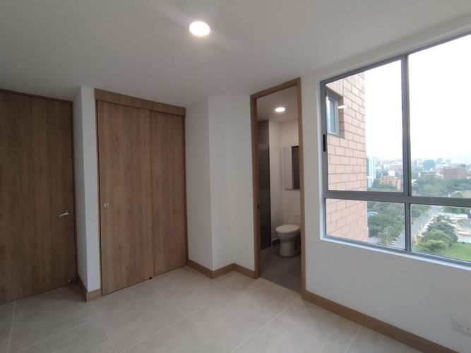 Apartamento de 2 alcobas en arriendo en El Poblado, Medellín, 72 m² · foto 5 de 20