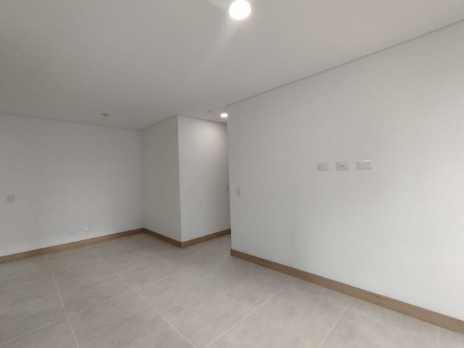Apartamento de 2 alcobas en arriendo en El Poblado, Medellín, 72 m² · foto 8 de 20