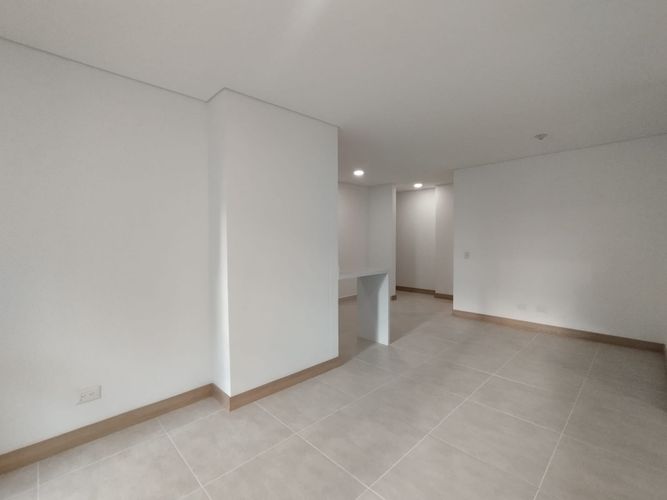 Apartamento de 2 alcobas en arriendo en El Poblado, Medellín, 72 m² · foto 10 de 20