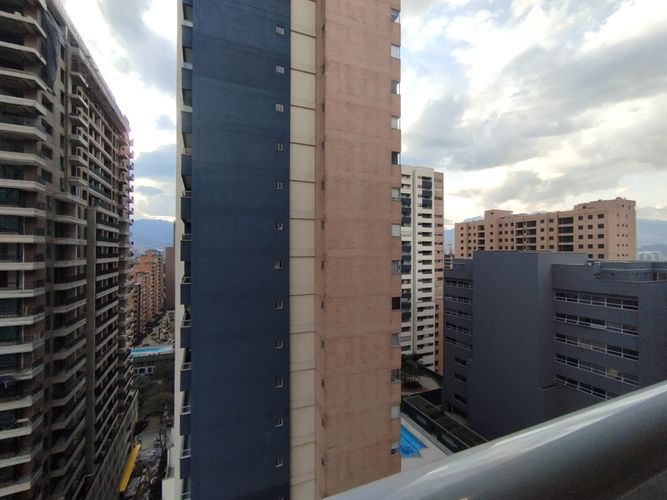 Apartamento de 2 alcobas en arriendo en El Poblado, Medellín, 72 m² · foto 13 de 20