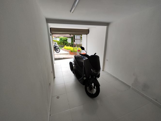 Local en arriendo en Laureles, Medellín, 18 m² · foto 6 de 9