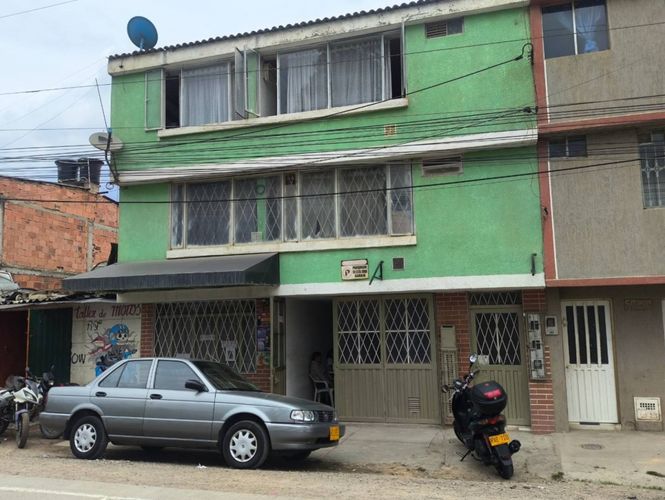 Casa de 9 alcobas en venta en San Pablo, Zipaquirá, 225 m² · foto 1 de 18