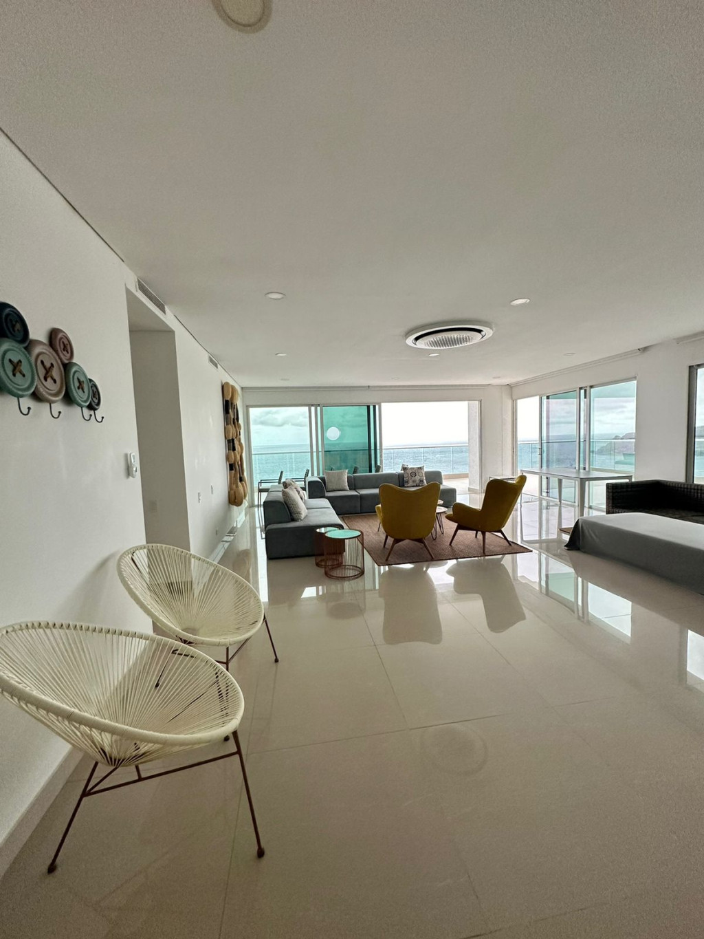 Apartamento en venta en Rodadero Sur, Santa Marta · foto 2 de 24