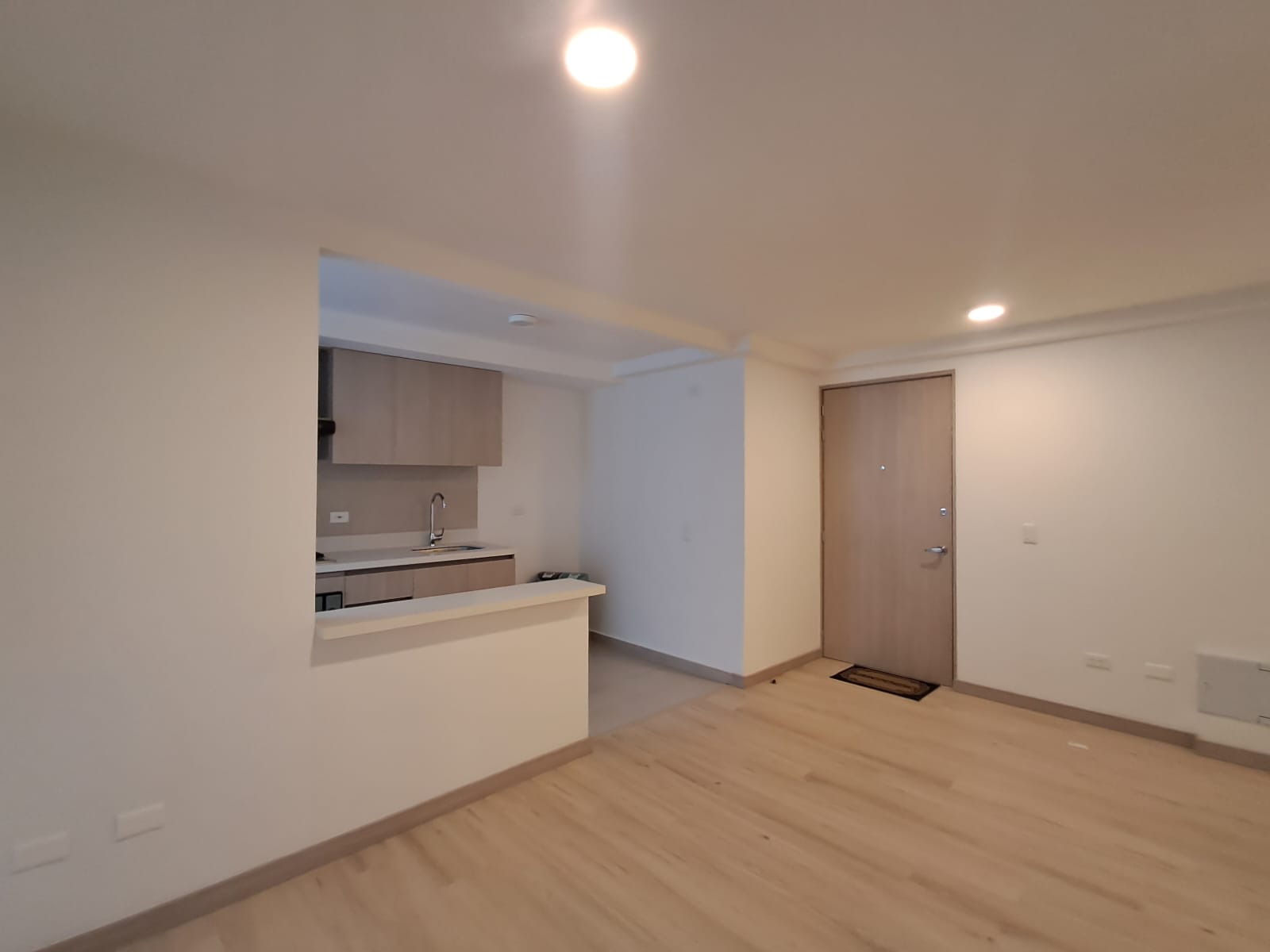 Apartamento en arriendo en Los Colegios, Rionegro · foto 4 de 14