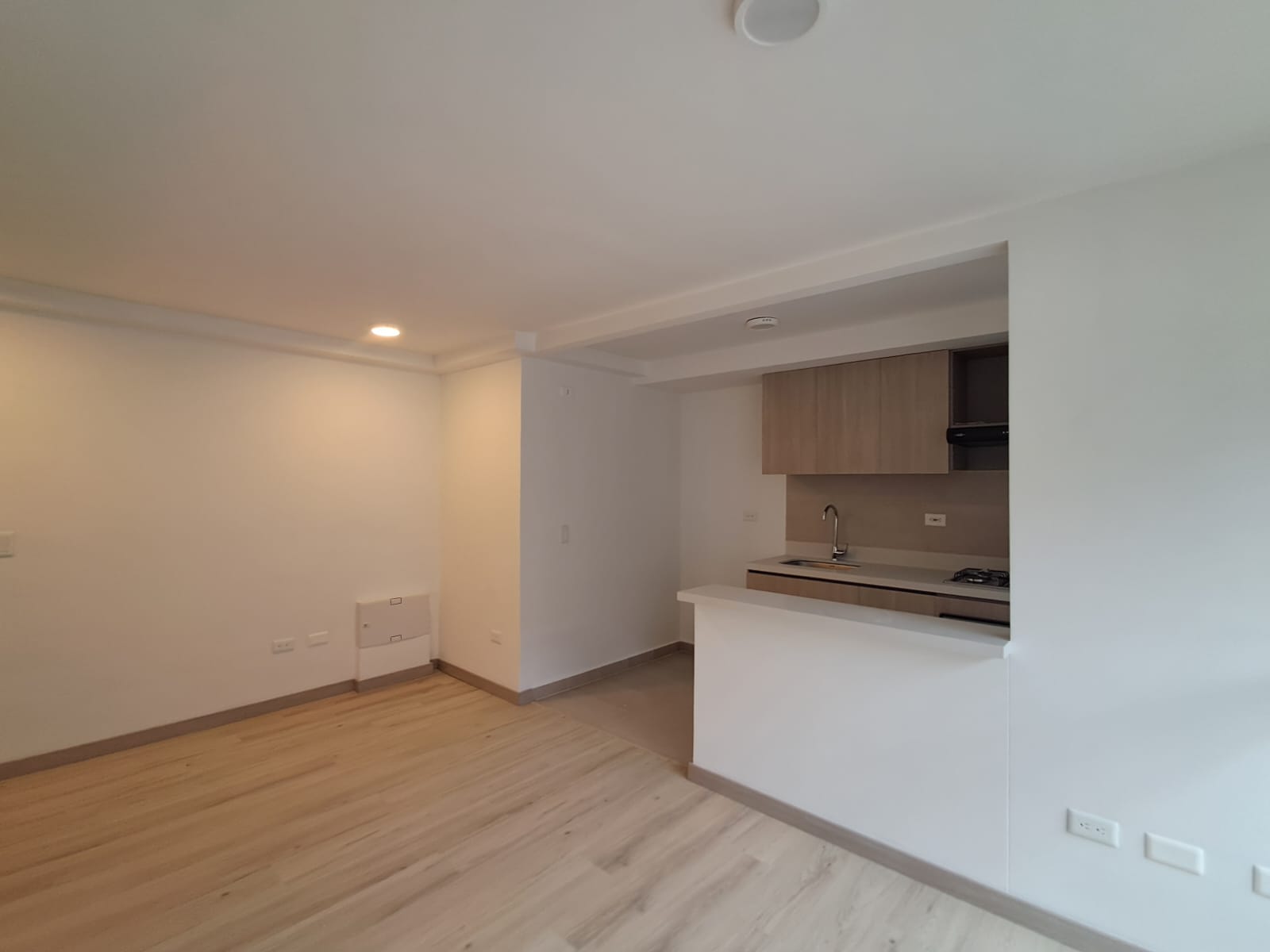 Apartamento en arriendo en Los Colegios, Rionegro · foto 2 de 11