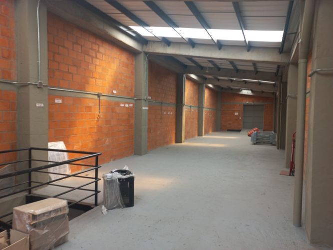 Bodega en venta en San Nicolas, Cali, 325 m² · foto 3 de 6