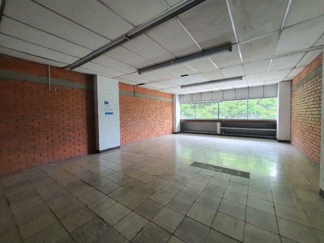 Edificio en venta en La Flora, Cali, 3560 m² · foto 13 de 15