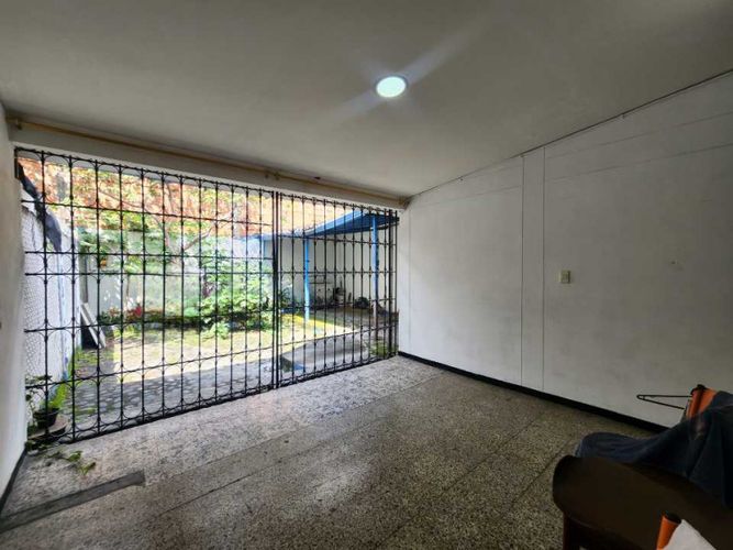 Casa de 6 alcobas en venta en Prados Del Norte, Cali, 177 m² · foto 6 de 11