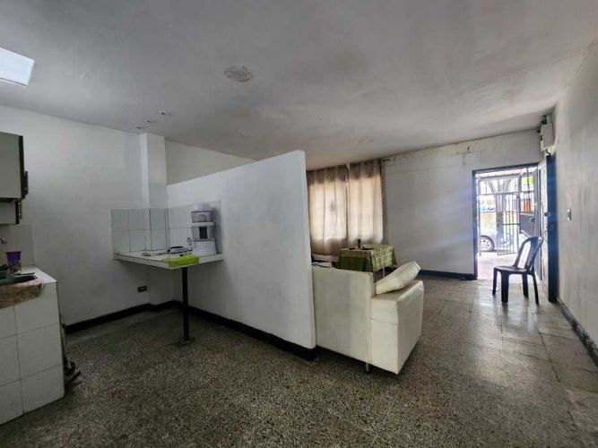 Casa de 6 alcobas en venta en Prados Del Norte, Cali, 177 m² · foto 7 de 11