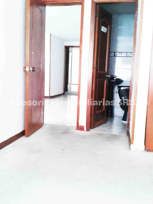 Casa de 5 alcobas en venta en Gilmar, Bogotá, 320 m² · foto 8 de 19