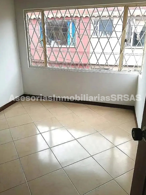Casa de 5 alcobas en venta en Gilmar, Bogotá, 320 m² · foto 12 de 19